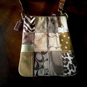 COACH VINTAGE ANIMAL PRINT CROSSBODY BAG.